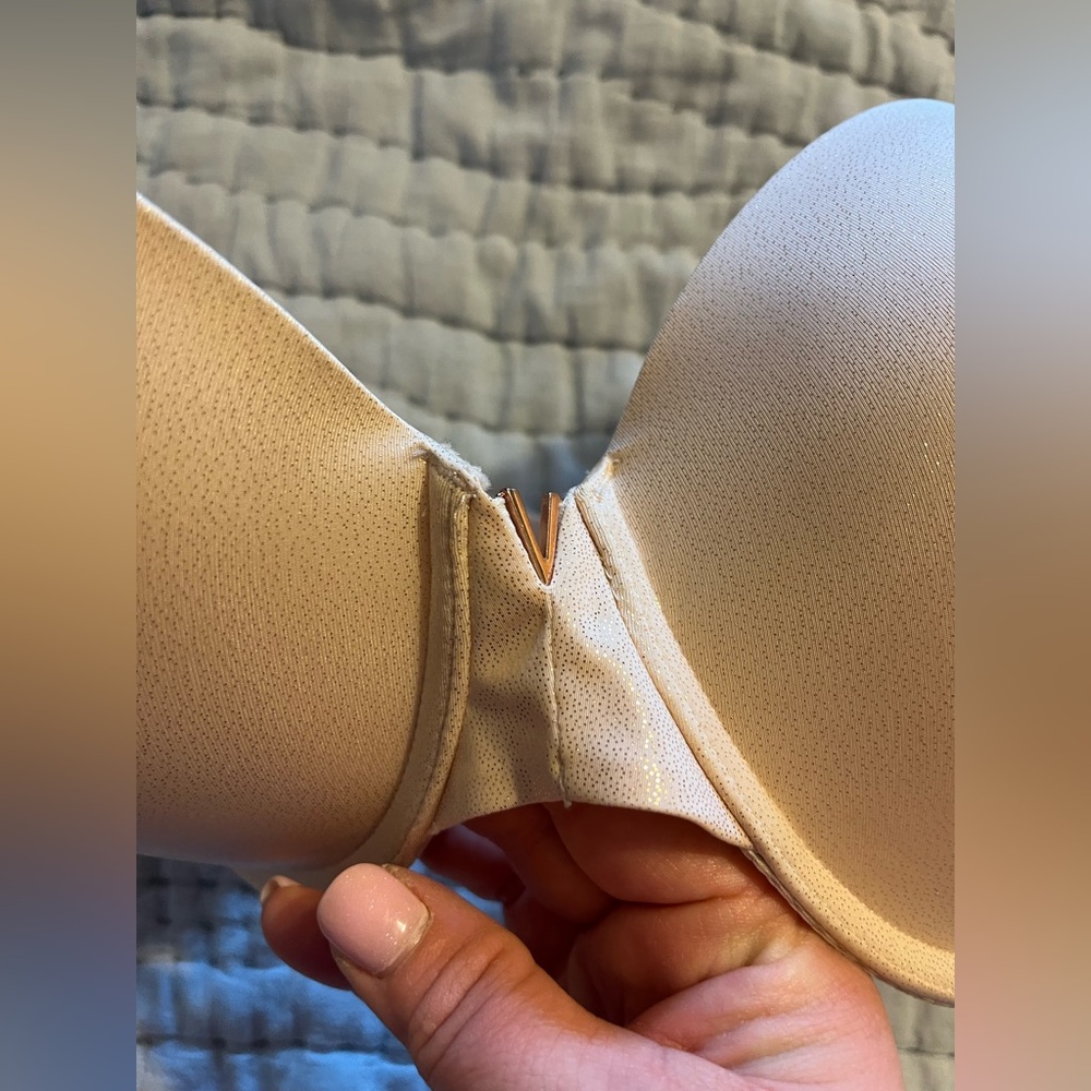 Victoria's Secret Multi-Way Non-Slip Bra 36DD